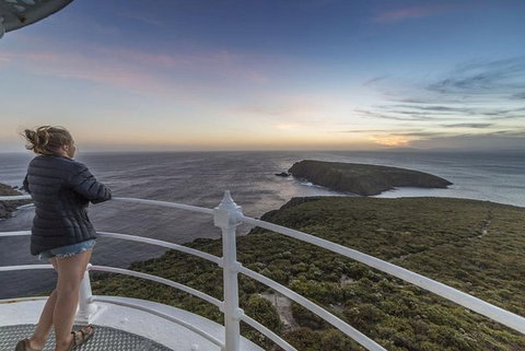 2.5-Hour Sunset At Cape Bruny Lighthouse Tour - Accommodation Mount Tamborine 0