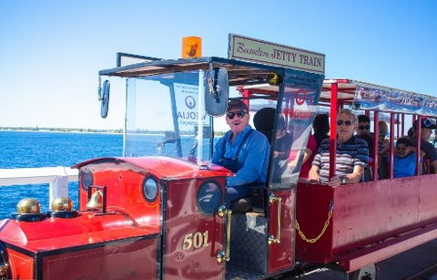 Busselton Jetty & Underwater Observatory Tour - Accommodation Mount Tamborine 3
