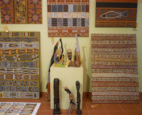 Tiwi Design Aboriginal Corporation - Accommodation Mount Tamborine 0