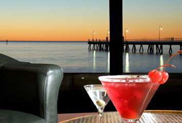 Horizons Cocktail Lounge - Accommodation Mount Tamborine 0