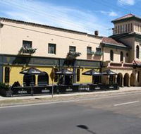 Ferntree Gully Hotel - Accommodation Mount Tamborine