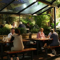 Dicks Hotel - Accommodation Mount Tamborine 0