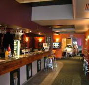 Lewisham Hotel and Live House - Accommodation Mount Tamborine