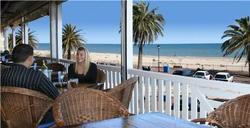 Seacliff Beach Hotel - Accommodation Mount Tamborine 1