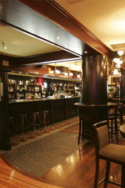 Waxy's Irish Pub - Accommodation Mount Tamborine 2