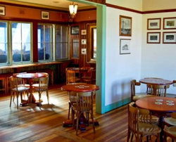 O'Donoghue's Irish Pub - Accommodation Mount Tamborine 2