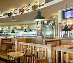 Hard Rock Cafe - Accommodation Mount Tamborine 3