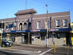 Lewisham Hotel And Live House - Accommodation Mount Tamborine 3