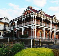 Old England Hotel - Accommodation Mount Tamborine