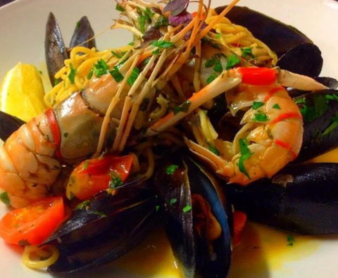 Bella Venezia Italian Restaurant & Bar - Accommodation Mount Tamborine 3