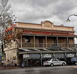 Royal Oak Hotel - Accommodation Mount Tamborine
