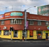 Republic Bar  Cafe - Accommodation Mount Tamborine