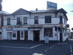 The Royal Oak - Accommodation Mount Tamborine 0