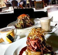 Creme Lounge - Accommodation Mount Tamborine