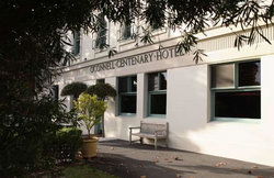 O'Connells Centenary Hotel - Accommodation Mount Tamborine 1