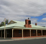 Huntington Tavern - Accommodation Mount Tamborine
