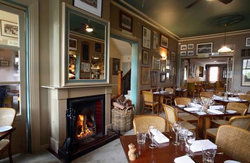 O'Connells Centenary Hotel - Accommodation Mount Tamborine 2