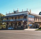 Caledonia Hotel - Accommodation Mount Tamborine