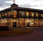 The Grand Terminus Hotel - Accommodation Mount Tamborine