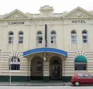 The London Hotel - Accommodation Mount Tamborine
