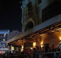 Main Bar - The Oxford Hotel - Accommodation Mount Tamborine