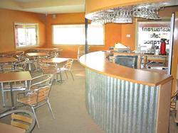 The Lake George Hotel - Accommodation Mount Tamborine 2