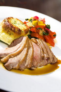 Hotel Flinders - Accommodation Mount Tamborine 2