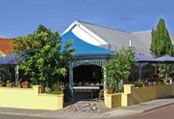 Georges Meze - Accommodation Mount Tamborine 2