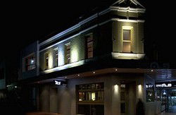 Crocodile Farm Hotel - Accommodation Mount Tamborine 1