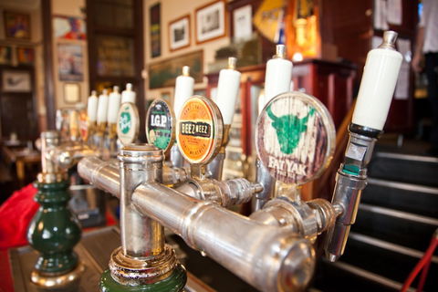 The Australian Hotel - Accommodation Mount Tamborine 4