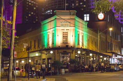 The Australian Hotel - Accommodation Mount Tamborine 6