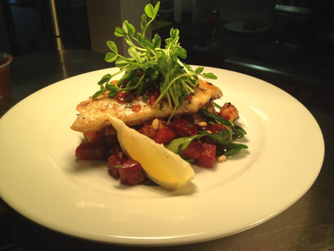 Smithtown Riverview Hotel - Accommodation Mount Tamborine 0