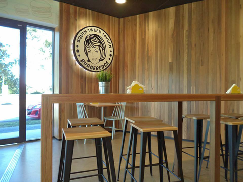 South Tweed Tavern - Accommodation Mount Tamborine 4