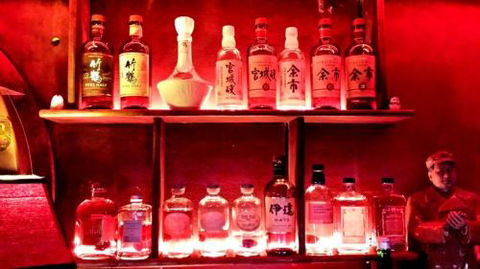 Uncle Ming's Bar - Accommodation Mount Tamborine 3