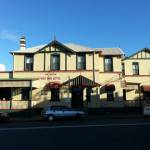 The Old Pub–Woy Woy Hotel - Accommodation Mount Tamborine 1