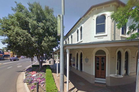 Milestone Hotel - Accommodation Mount Tamborine 0