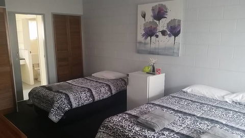 Kabra Hotel - Accommodation Mount Tamborine 1