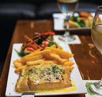 Dollys Bar  The Hibiscus Tavern - Accommodation Mount Tamborine