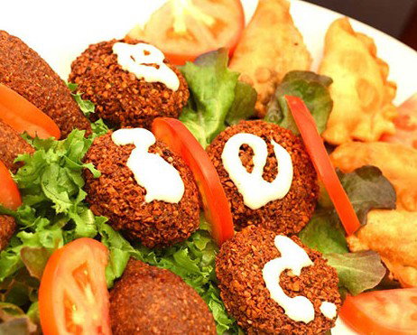Al-Madina Lebanese Cuisine - Accommodation Mount Tamborine 3