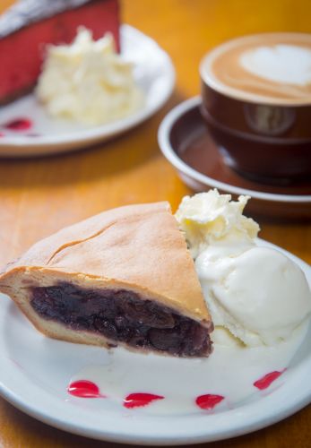 Andy’s Cherry Pie Cafe - Accommodation Mount Tamborine 1
