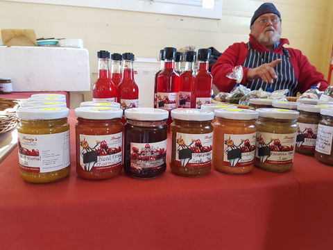 Lawrence Farmers And Community Markets - Accommodation Mount Tamborine 1