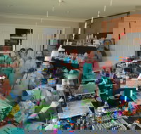 School holidays - Kids art class - Painting - Accommodation Mount Tamborine