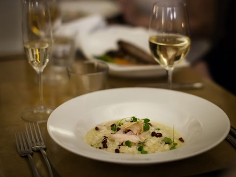 Cabernet Celebrations - Decadent Degustation - Accommodation Mount Tamborine 2