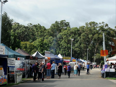 Lardner Park Market - Accommodation Mount Tamborine 0