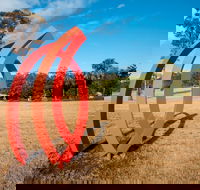 Sculpture for Clyde - Accommodation Mount Tamborine