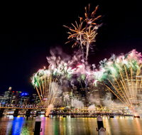 Sydney New Year's Eve at Darling Harbour - Accommodation Mount Tamborine
