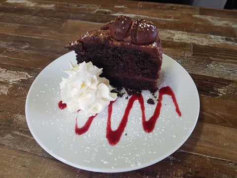 Souvenirs De Aranjuez - Accommodation Mount Tamborine 3