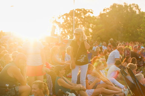 Food N Groove Fridays - Accommodation Mount Tamborine 2