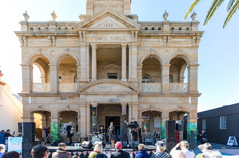 Jumpers And Jazz In July Festival - Accommodation Mount Tamborine 1