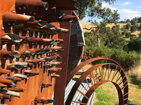 Open Studio's Highlands - Darren Gilbert - Accommodation Mount Tamborine 1